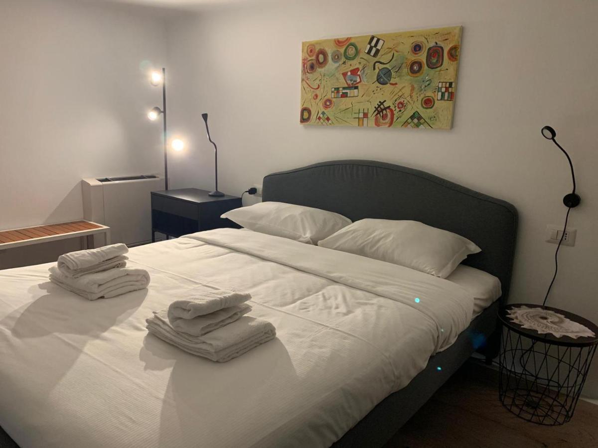 Appartement La Pampa New & Fully Refurbished Apt à Milan Extérieur photo